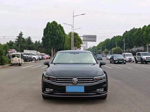 2020 Volkswagen Magotan 2.0T 186HP L4 7DCT,autocango,china used car exporter,china ev exporter,chinese used car exporter,chinese used ev exporter