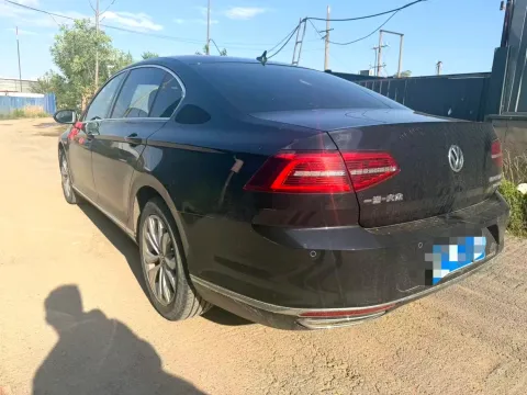 2019 Volkswagen Magotan 2.0T 186HP L4 7DCT,autocango,china used car exporter,china ev exporter,chinese used car exporter,chinese used ev exporter
