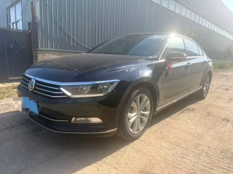 2019 Volkswagen Magotan 2.0T 186HP L4 7DCT,autocango,china used car exporter,china ev exporter,chinese used car exporter,chinese used ev exporter