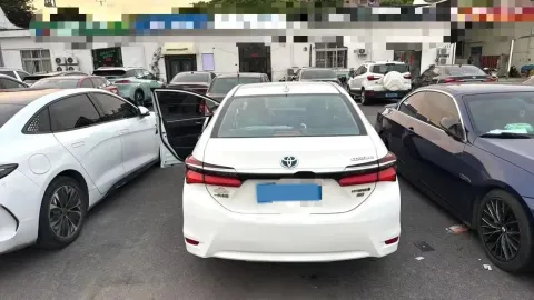 2017 Toyota Corolla 1.2T 116HP L4 CVT