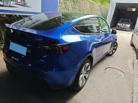 2021 Tesla Model Y BEV 60KWH