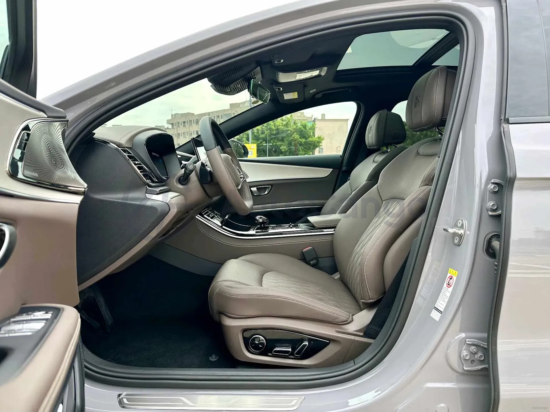 2025 BYD Han 1.5T 156HP L4 E-CVT PHEV,autocango,china used car exporter,china ev exporter,chinese used car exporter,chinese used ev exporter