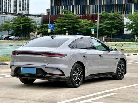2025 BYD Han 1.5T 156HP L4 E-CVT PHEV