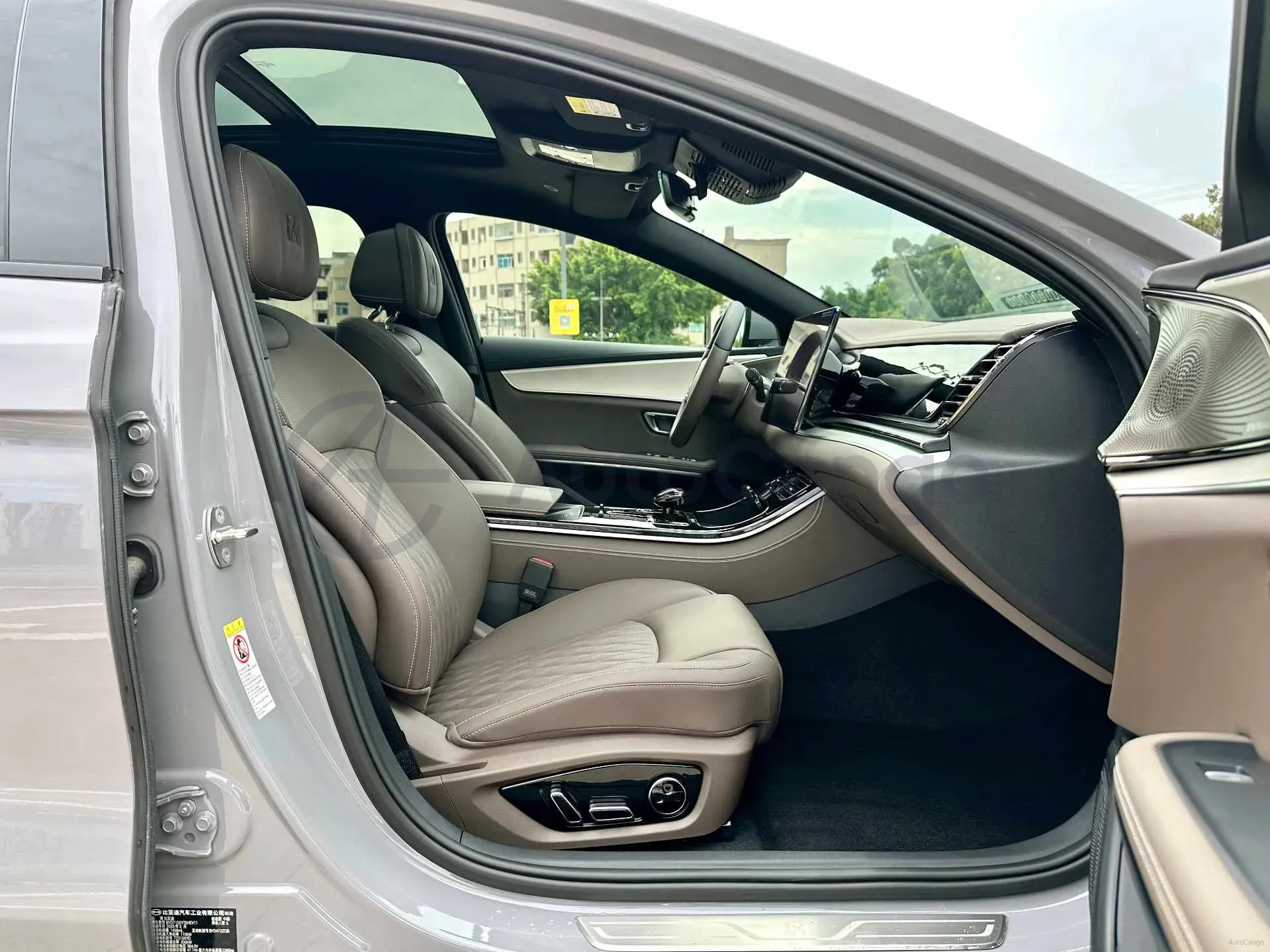 2025 BYD Han 1.5T 156HP L4 E-CVT PHEV,autocango,china used car exporter,china ev exporter,chinese used car exporter,chinese used ev exporter
