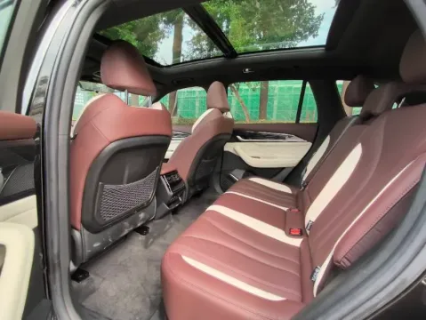 2024 Geely Monjaro 2.0T 238HP L4 8AT