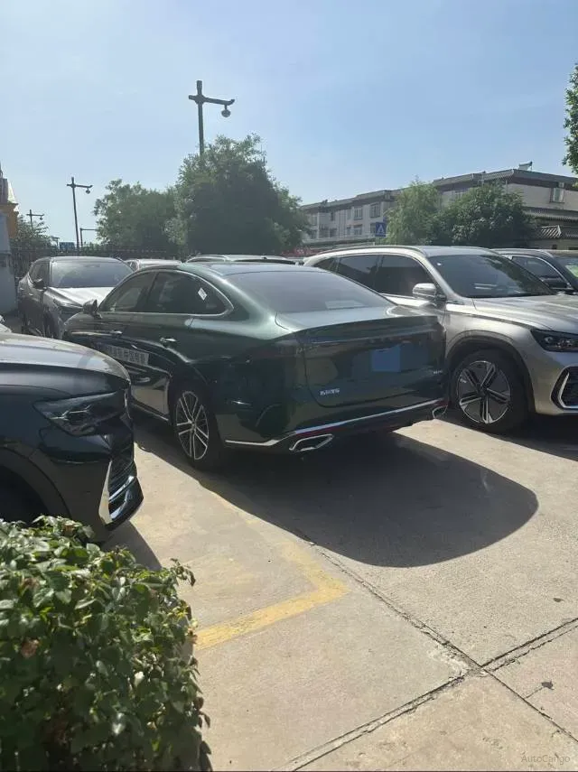 2026 Geely Emgrand 1.5T 181HP L4 7DCT,autocango,china used car exporter,china ev exporter,chinese used car exporter,chinese used ev exporter