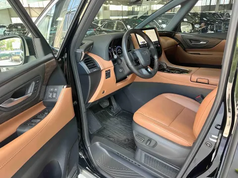 2024 Toyota Alphard 2.5L 190HP L4 E-CVT Hybrid,autocango,china used car exporter,china ev exporter,chinese used car exporter,chinese used ev exporter