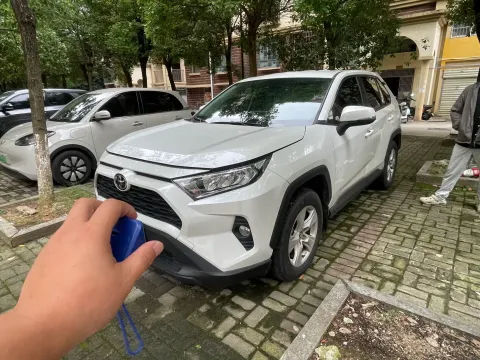 2022 TOYOTA RAV4,autocango,china used car exporter,china ev exporter,chinese used car exporter,chinese used ev exporter