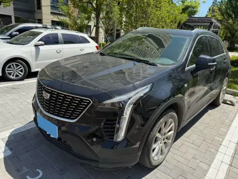 2022 CADILLAC XT4,autocango,china used car exporter,china ev exporter,chinese used car exporter,chinese used ev exporter