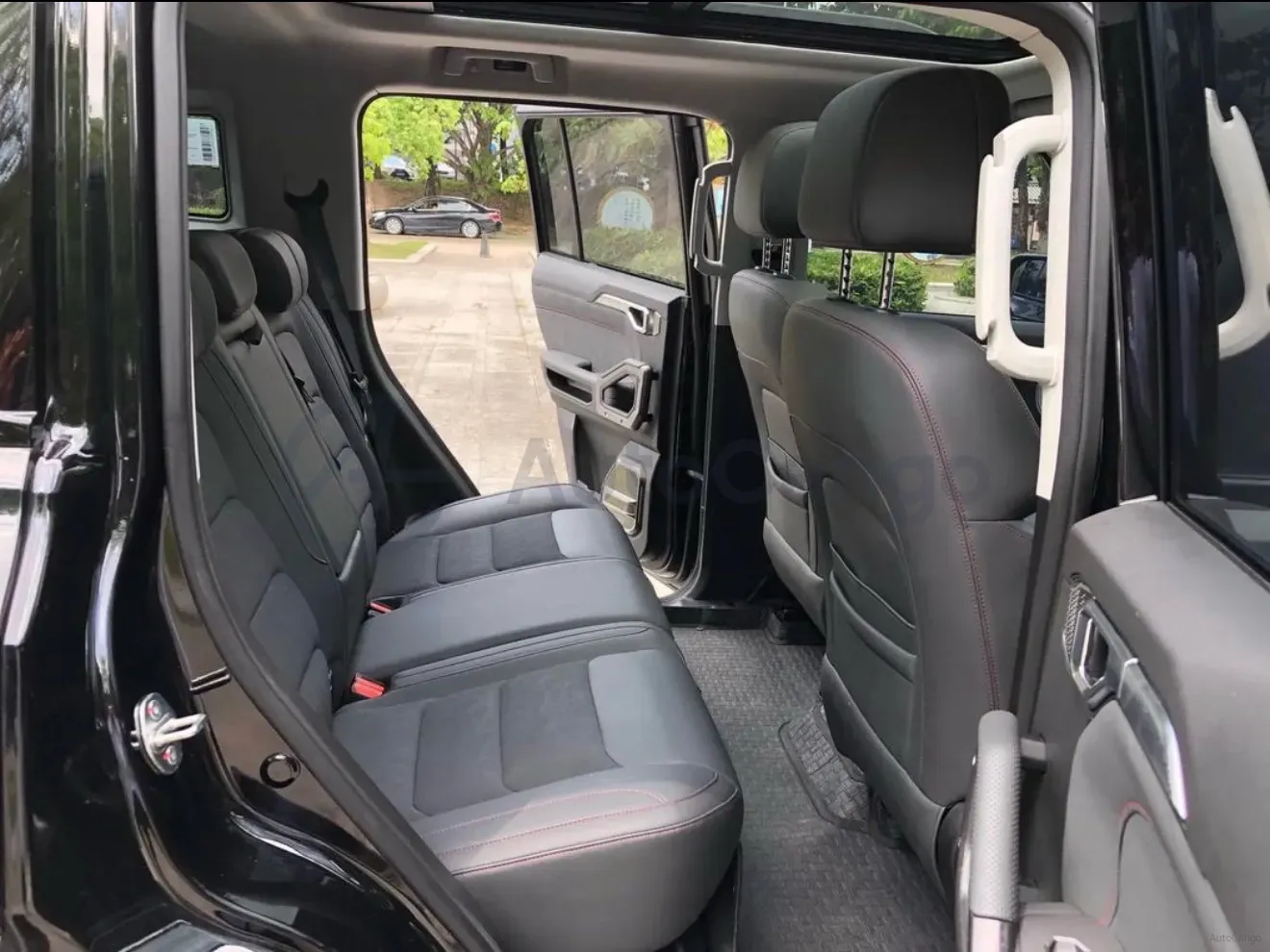 2025 Jetour Traveller 1.5T 184HP L4 7DCT,autocango,china used car exporter,china ev exporter,chinese used car exporter,chinese used ev exporter