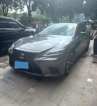 Lexus