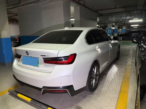 2026 BMW i3 BEV