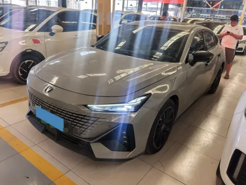 2023 CHANGAN UNI-V IDD,autocango,china used car exporter,china ev exporter,chinese used car exporter,chinese used ev exporter