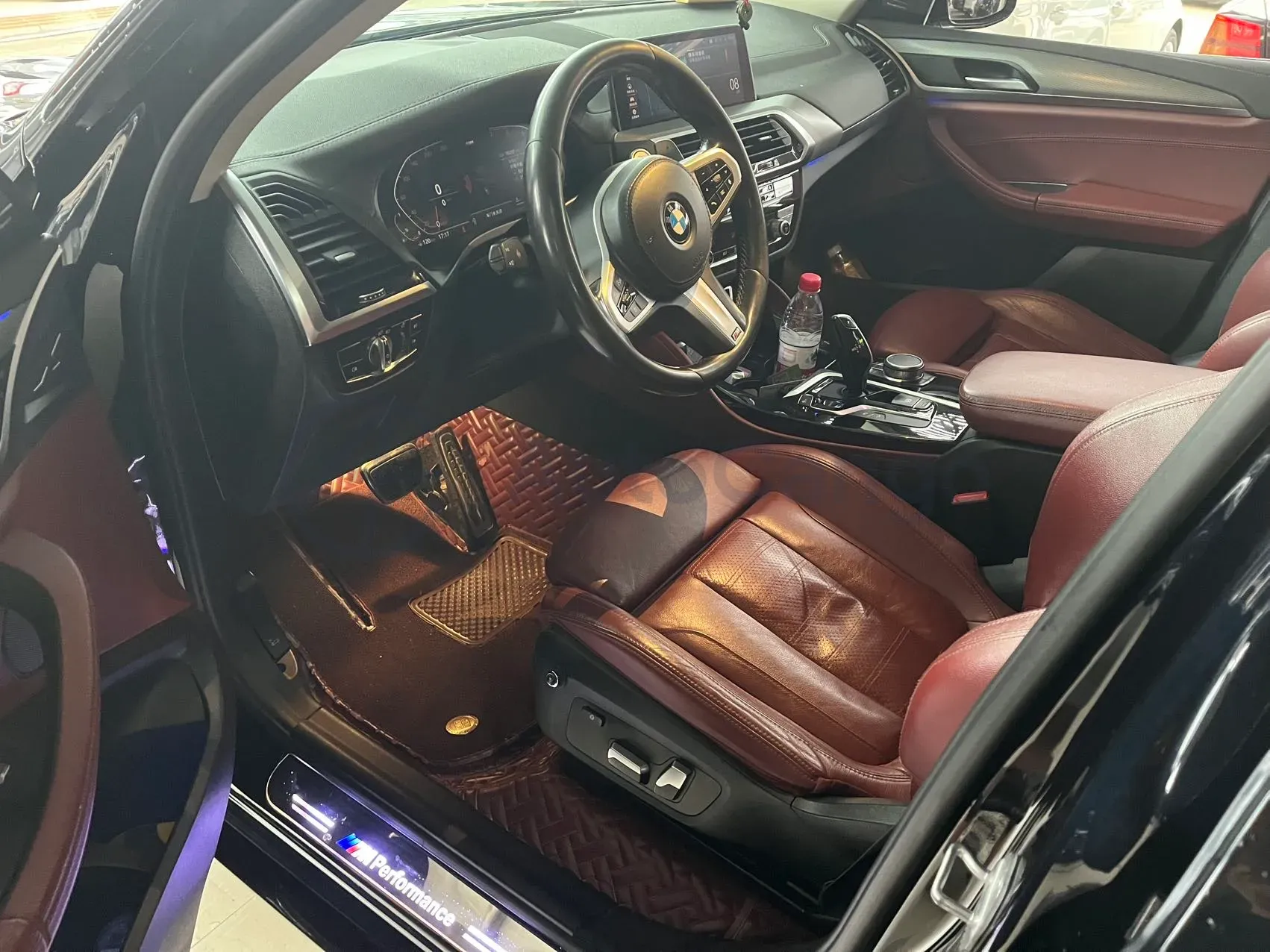 2021 BMW X4 2.0T 184HP L4 8AT,autocango,china used car exporter,china ev exporter,chinese used car exporter,chinese used ev exporter