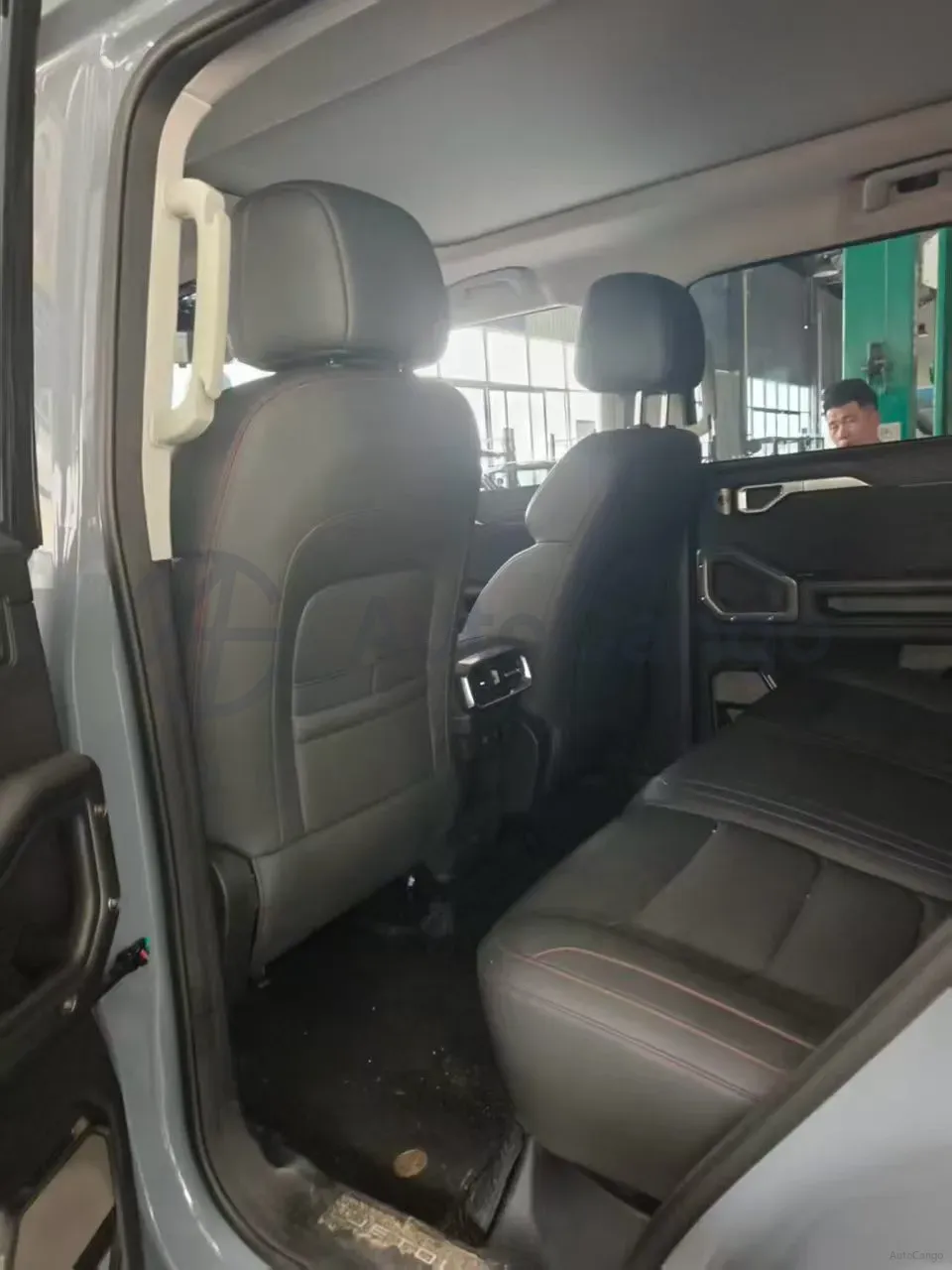 2023 Jetour Traveller 2.0T 254HP L4 7DCT,autocango,china used car exporter,china ev exporter,chinese used car exporter,chinese used ev exporter