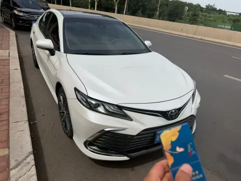 2021 Toyota Camry 2.5L 209HP L4 8AT,autocango,china used car exporter,china ev exporter,chinese used car exporter,chinese used ev exporter