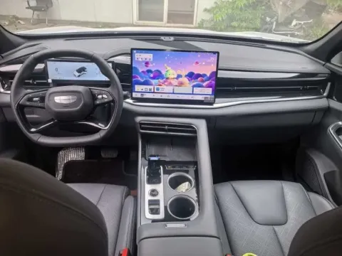2026 Geely Azkarra 1.5T 181HP L4 7DCT