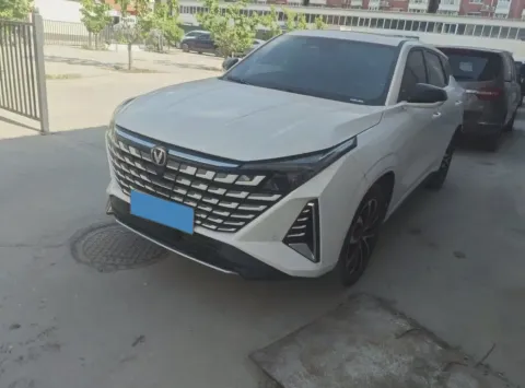 2024 CHANGAN UNI-Z,autocango,china used car exporter,china ev exporter,chinese used car exporter,chinese used ev exporter