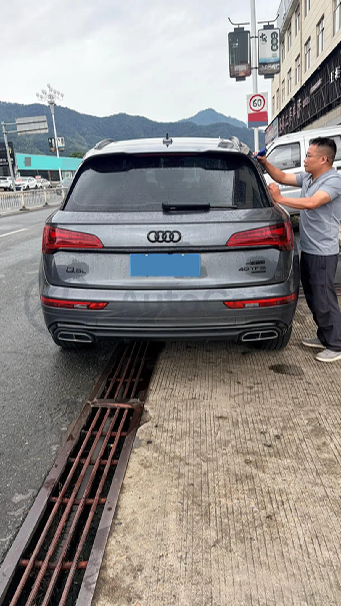 2023 Audi Q5L 2.0T 190HP L4 7DCT,autocango,china used car exporter,china ev exporter,chinese used car exporter,chinese used ev exporter