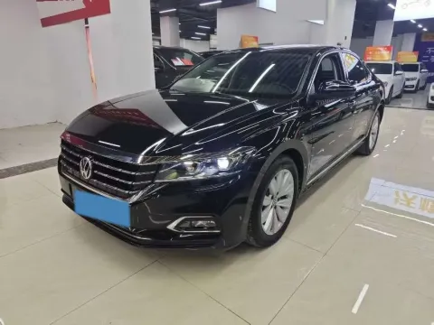 2020 VOLKSWAGEN PASSAT,autocango,china used car exporter,china ev exporter,chinese used car exporter,chinese used ev exporter