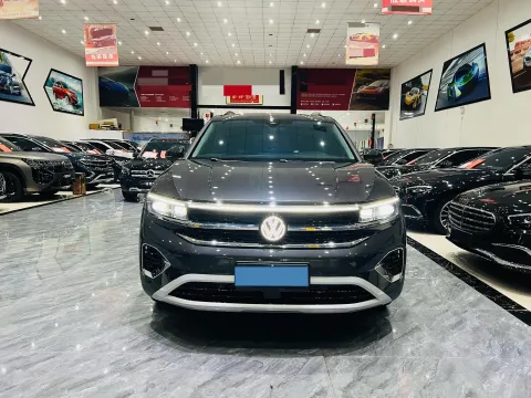 2023 Volkswagen Talagon 2.0T 220HP L4 7DCT,autocango,china used car exporter,china ev exporter,chinese used car exporter,chinese used ev exporter