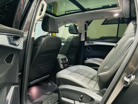 2023 Volkswagen Talagon 2.0T 220HP L4 7DCT,autocango,china used car exporter,china ev exporter,chinese used car exporter,chinese used ev exporter