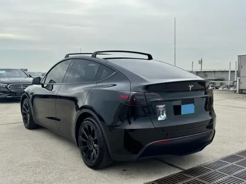 2022 Tesla Model Y BEV 60KWH