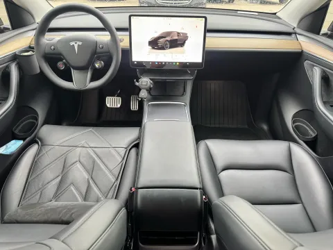 2022 Tesla Model Y BEV 60KWH