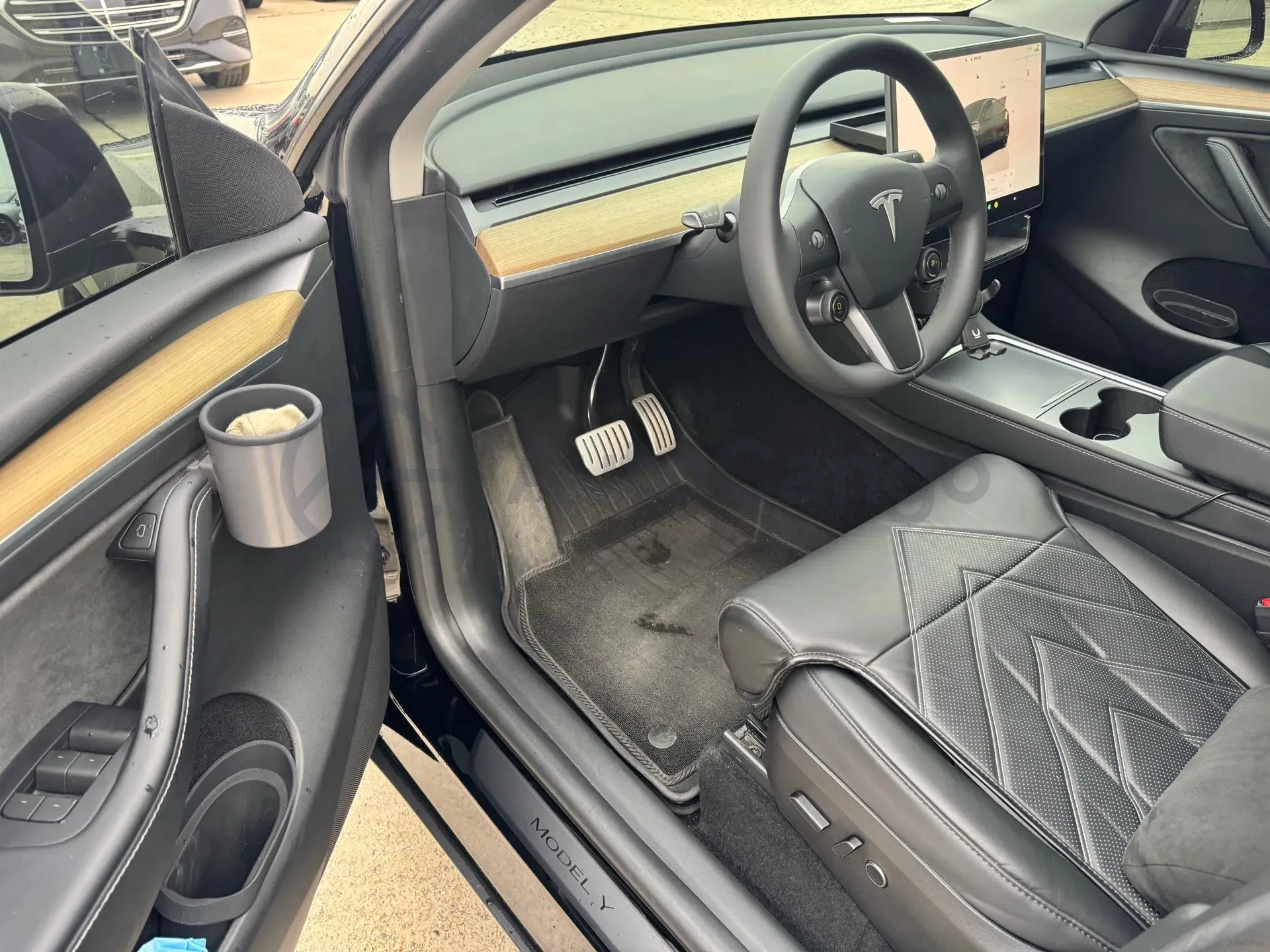 2022 Tesla Model Y BEV 60KWH,autocango,china used car exporter,china ev exporter,chinese used car exporter,chinese used ev exporter