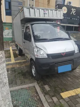 2021 WuLing RongGuang Mini Truck 1.5L 99HP L4 5MT,autocango,china used car exporter,china ev exporter,chinese used car exporter,chinese used ev exporter