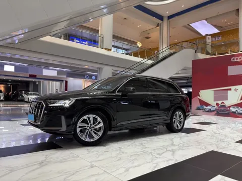 2023 AUDI Q7,autocango,china used car exporter,china ev exporter,chinese used car exporter,chinese used ev exporter