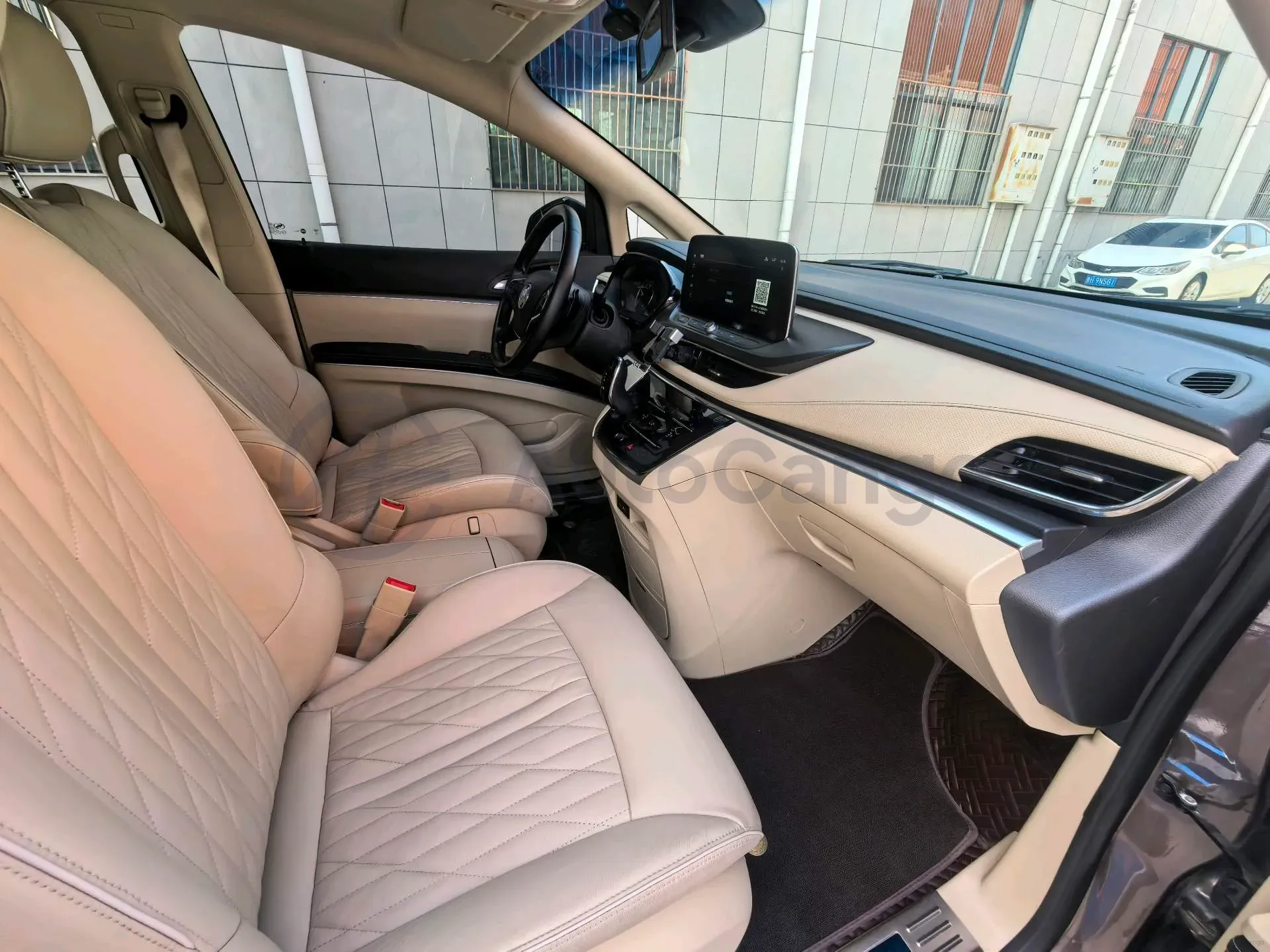 2023 Buick GL8 2.0T 237HP L4 9AT,autocango,china used car exporter,china ev exporter,chinese used car exporter,chinese used ev exporter
