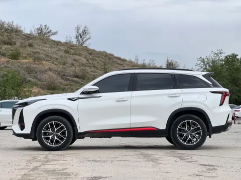 2022 ChangAn CS75 Plus 1.5T 188HP L4 8AT