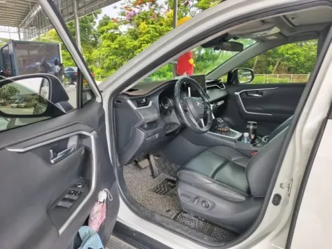2022 Toyota Wildlander 2.0L 171HP L4 CVT,autocango,china used car exporter,china ev exporter,chinese used car exporter,chinese used ev exporter