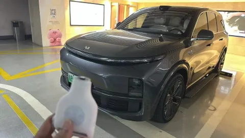 2022 LI L9,autocango,china used car exporter,china ev exporter,chinese used car exporter,chinese used ev exporter