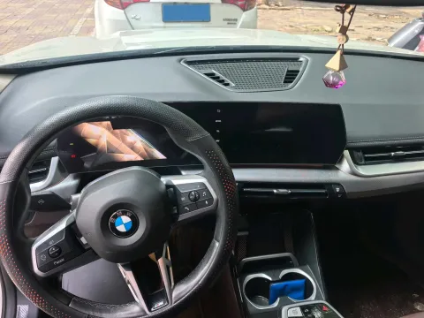 2023 BMW X1 2.0T 204HP L4 7DCT