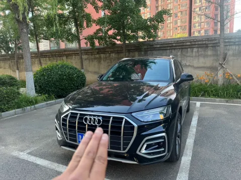 2022 AUDI Q5L SPORTBACK,autocango,china used car exporter,china ev exporter,chinese used car exporter,chinese used ev exporter