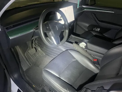 2021 Tesla Model Y BEV 60KWH