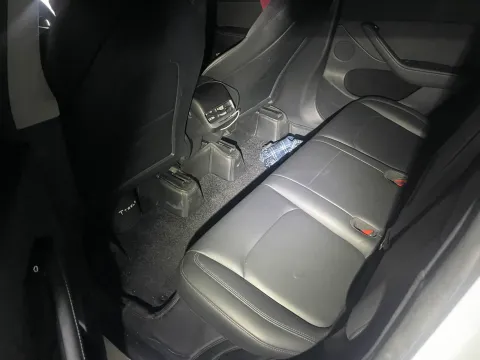 2021 Tesla Model Y BEV 60KWH