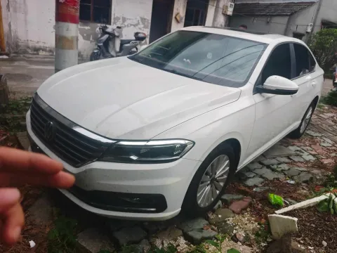 2021 VOLKSWAGEN LAVIDA,autocango,china used car exporter,china ev exporter,chinese used car exporter,chinese used ev exporter