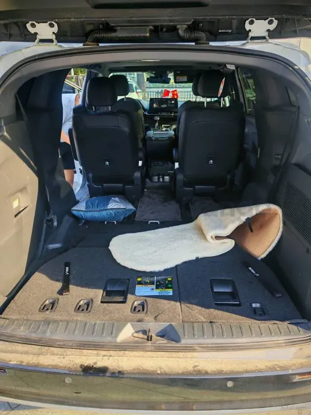2026 Toyota Sienna 2.5L 189HP L4 E-CVT Hybrid,autocango,china used car exporter,china ev exporter,chinese used car exporter,chinese used ev exporter