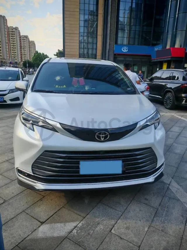 2026 Toyota Sienna 2.5L 189HP L4 E-CVT Hybrid,autocango,china used car exporter,china ev exporter,chinese used car exporter,chinese used ev exporter