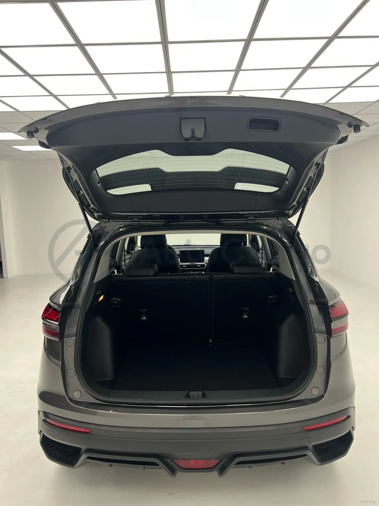 2025 Geely Coolray 1.5L 126HP L4 CVT,autocango,china used car exporter,china ev exporter,chinese used car exporter,chinese used ev exporter