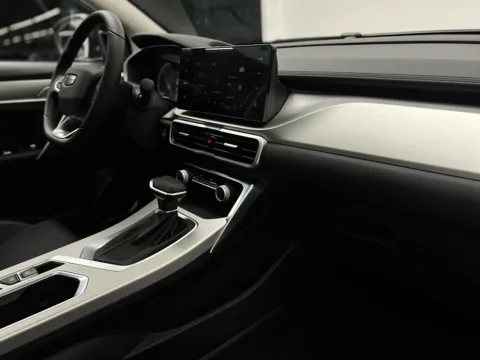 2025 Geely Coolray 1.5L 126HP L4 CVT