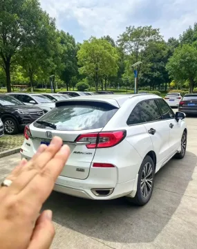 2017 Honda Avancier 2.0T 272HP L4 9AT