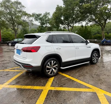 2020 Volkswagen Tayron 2.0T 186HP L4 7DCT