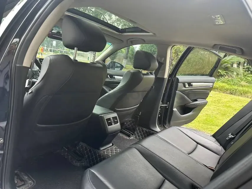 2021 Honda Accord 1.5T 194HP L4 CVT,autocango,china used car exporter,china ev exporter,chinese used car exporter,chinese used ev exporter