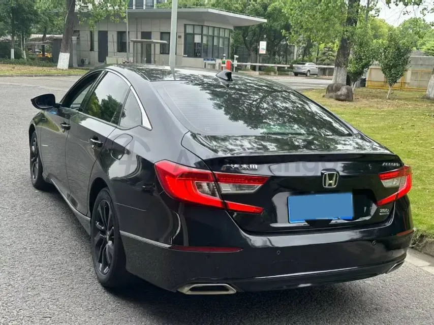 2021 Honda Accord 1.5T 194HP L4 CVT,autocango,china used car exporter,china ev exporter,chinese used car exporter,chinese used ev exporter