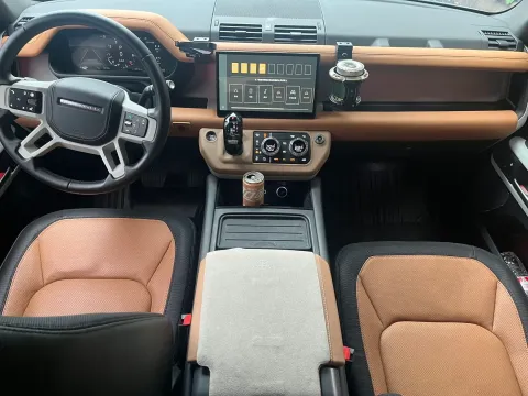 2024 Land Rover Defender 3.0T 400HP L6 8AT