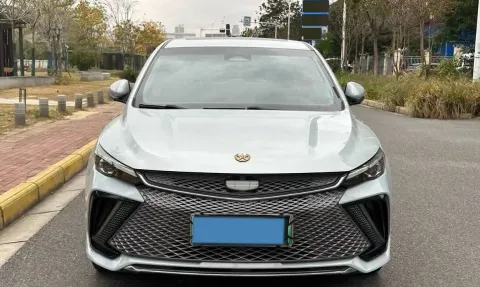 2022 Geely Emgrand L HiP 1.5T 181HP L4 3DHT PHEV 15.5KWH